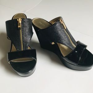 Women’s Marc Fisher wedged heels/ size 7m